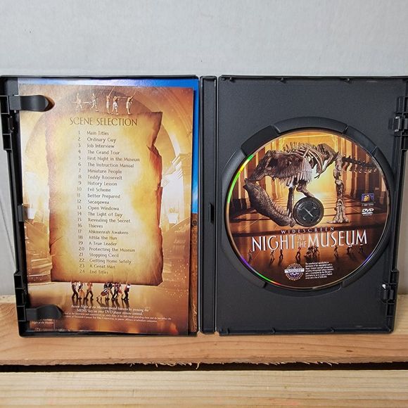 DVD Night At The Museum w/ insert - Picture 2 of 4